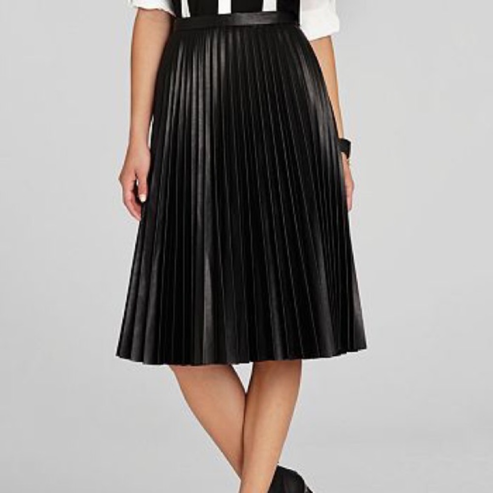 Elsa pleated skirt bcbgmaxazria